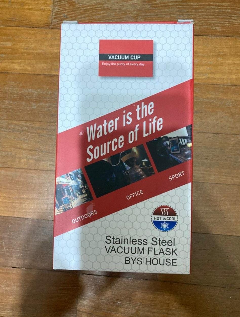 E+ Vacuum flag container